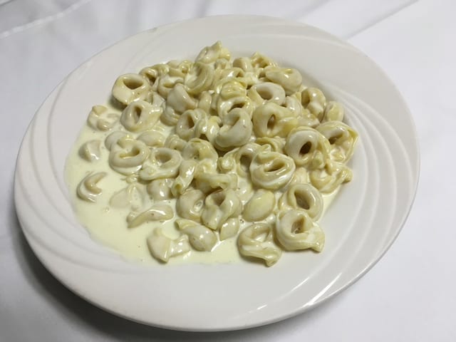 Tortellini Alfredo.